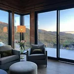 Ferienhaus Luxury Mountain With In And Out