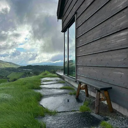 Luxury Mountain With In And Out *